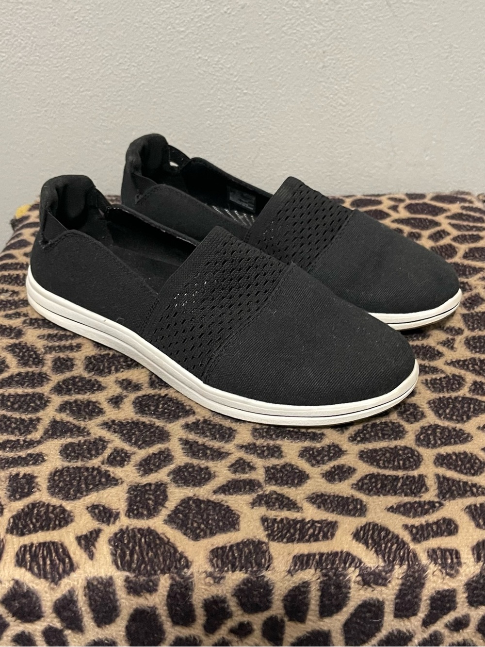 Clarks Cloudsteppers Slip On Casual Shoes Loafer Black Fabric Comfort Womens 9.5